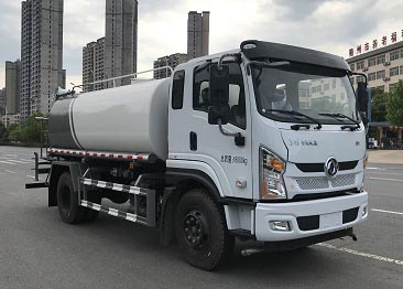 程力威牌CLW5160TDY6YT型多功能抑塵車(chē)